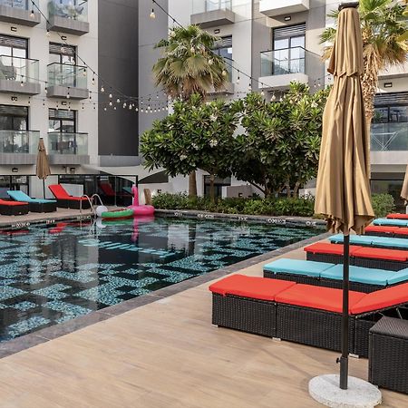 Aparthotel Izzzi Life Mint Dubai Exterior foto