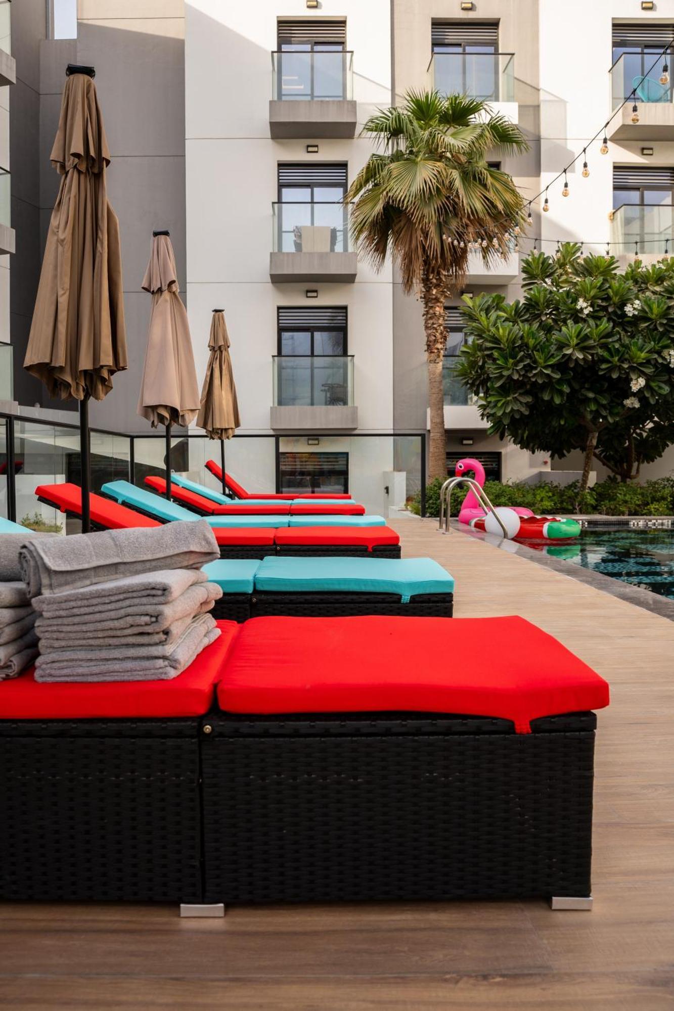 Aparthotel Izzzi Life Mint Dubai Exterior foto