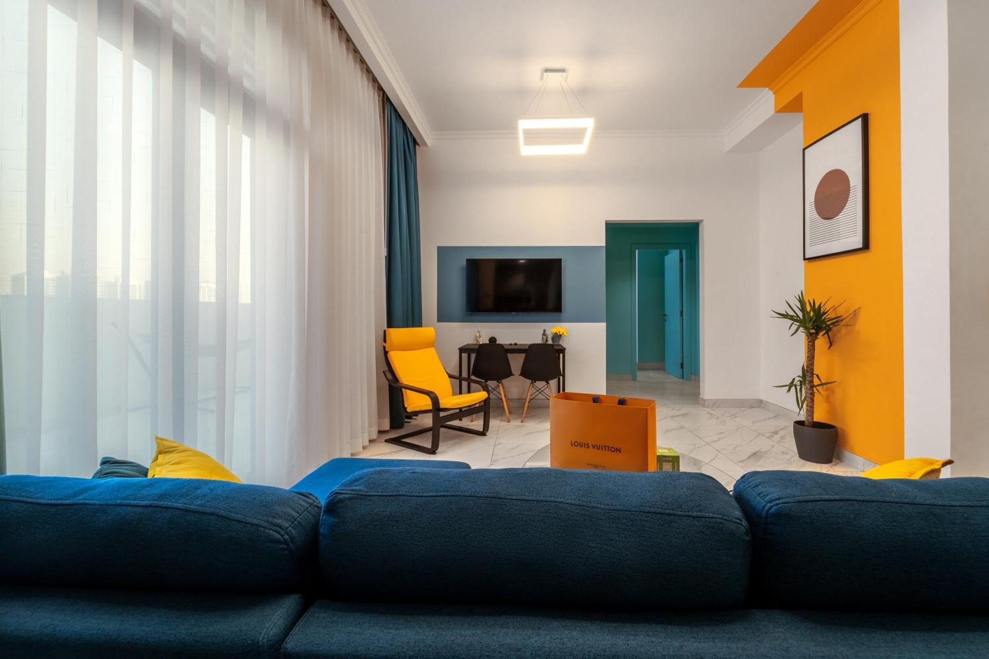 Aparthotel Izzzi Life Mint Dubai Exterior foto
