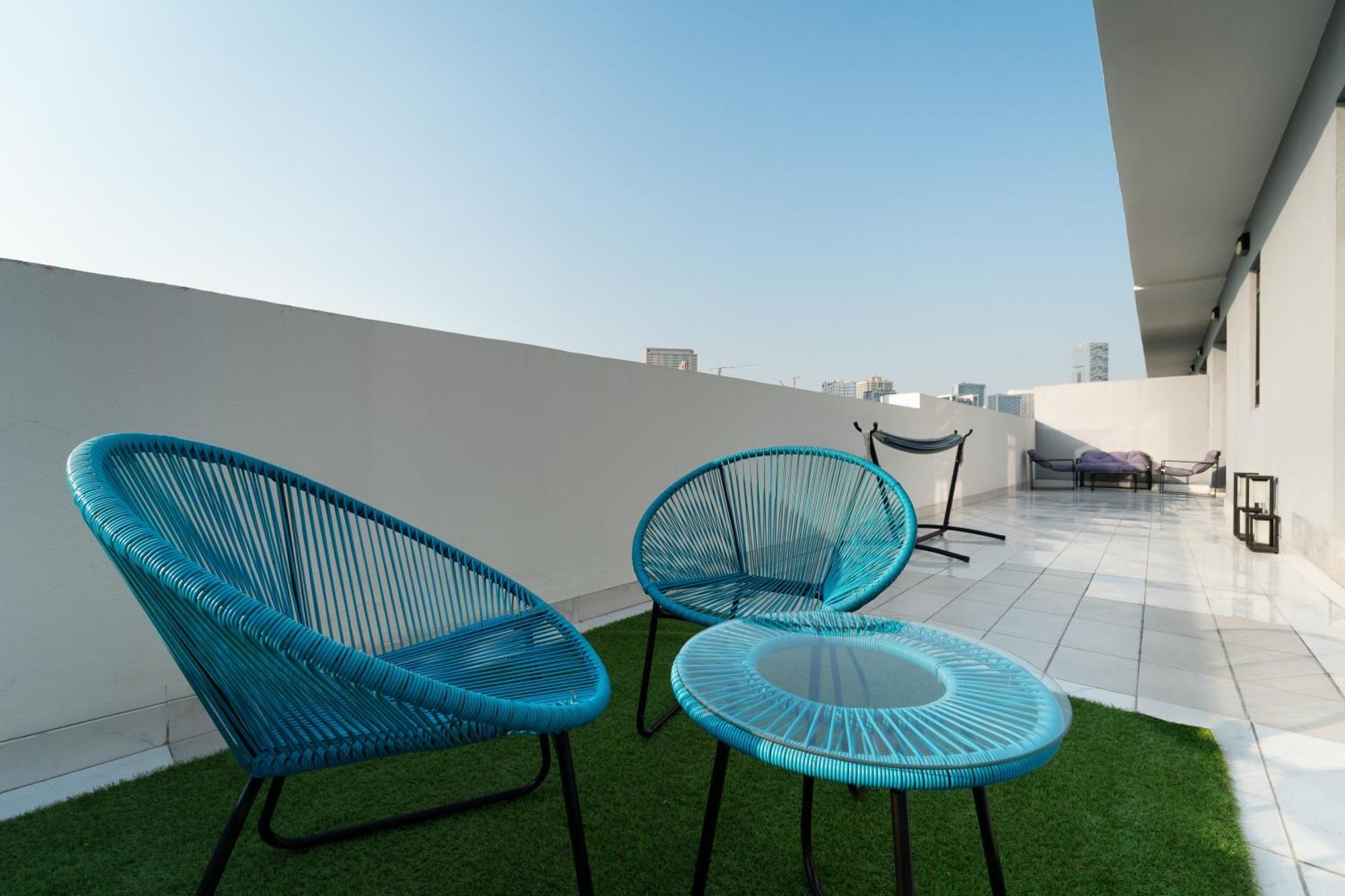 Aparthotel Izzzi Life Mint Dubai Exterior foto