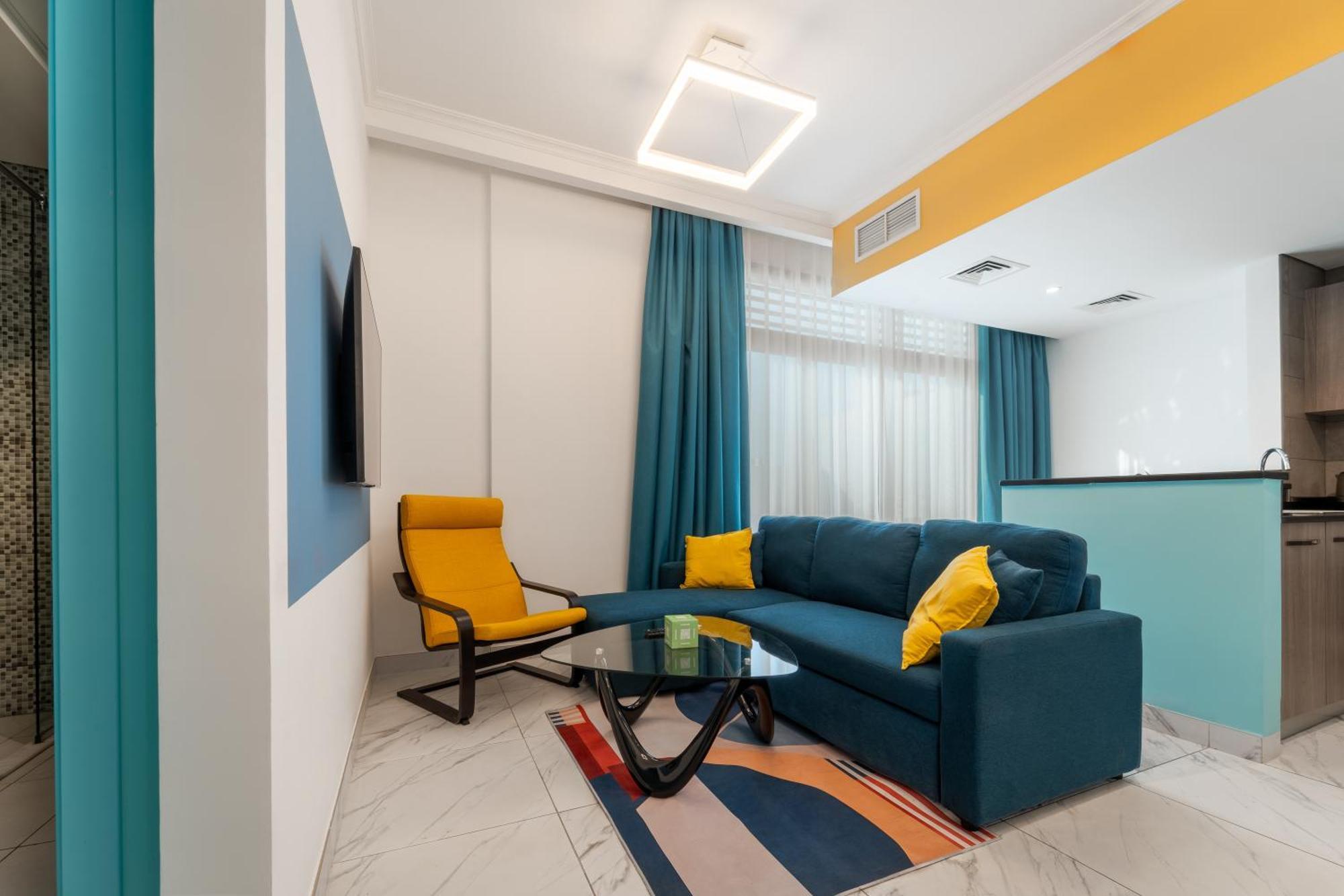 Aparthotel Izzzi Life Mint Dubai Exterior foto