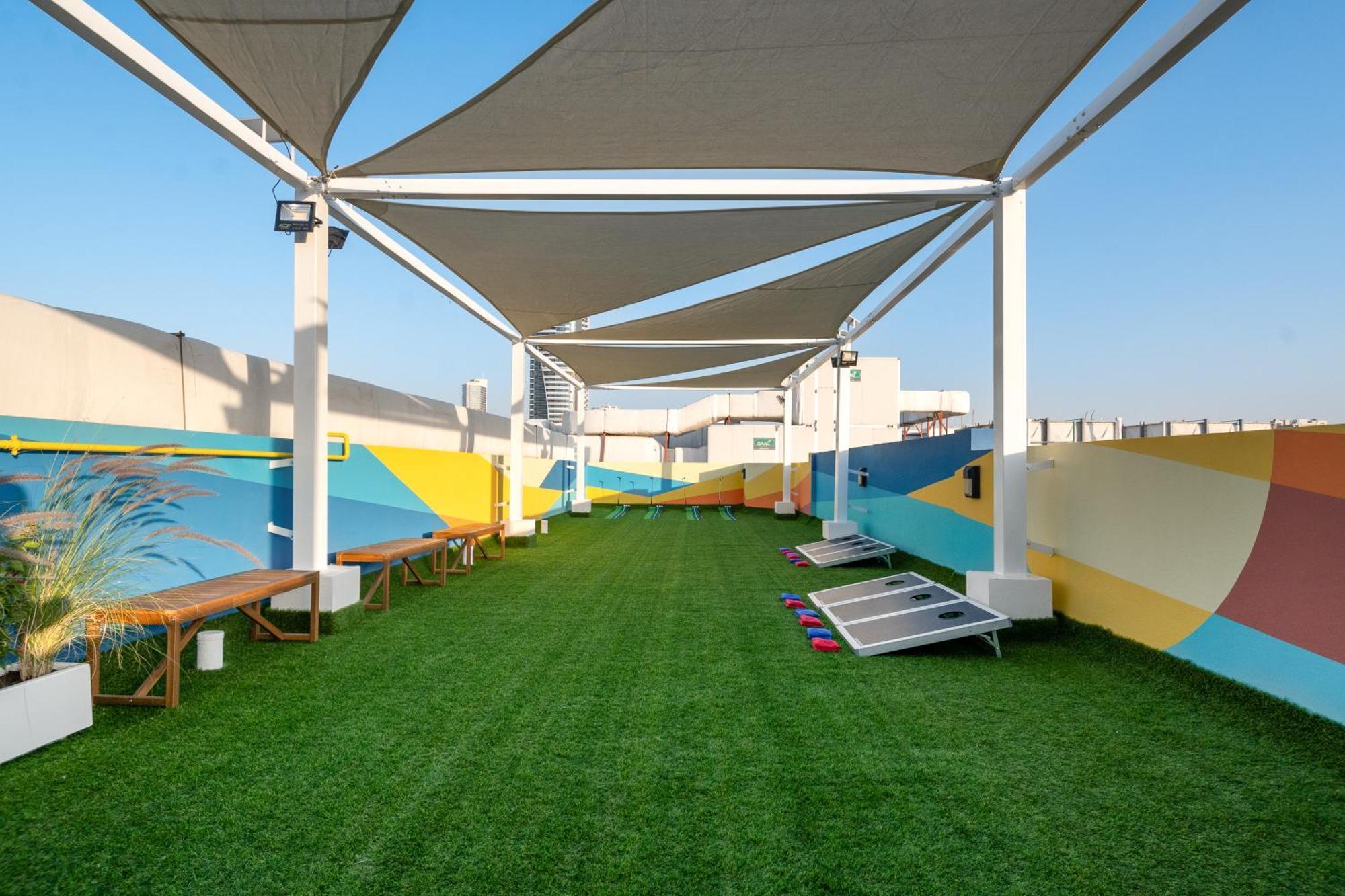 Aparthotel Izzzi Life Mint Dubai Exterior foto